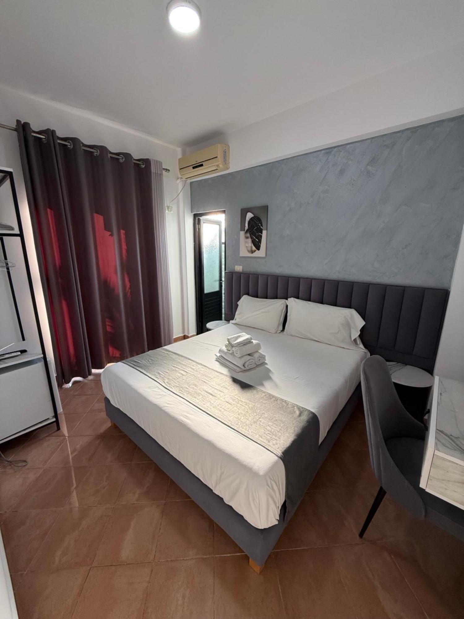 Hotel Summer Sarandë Exteriér fotografie