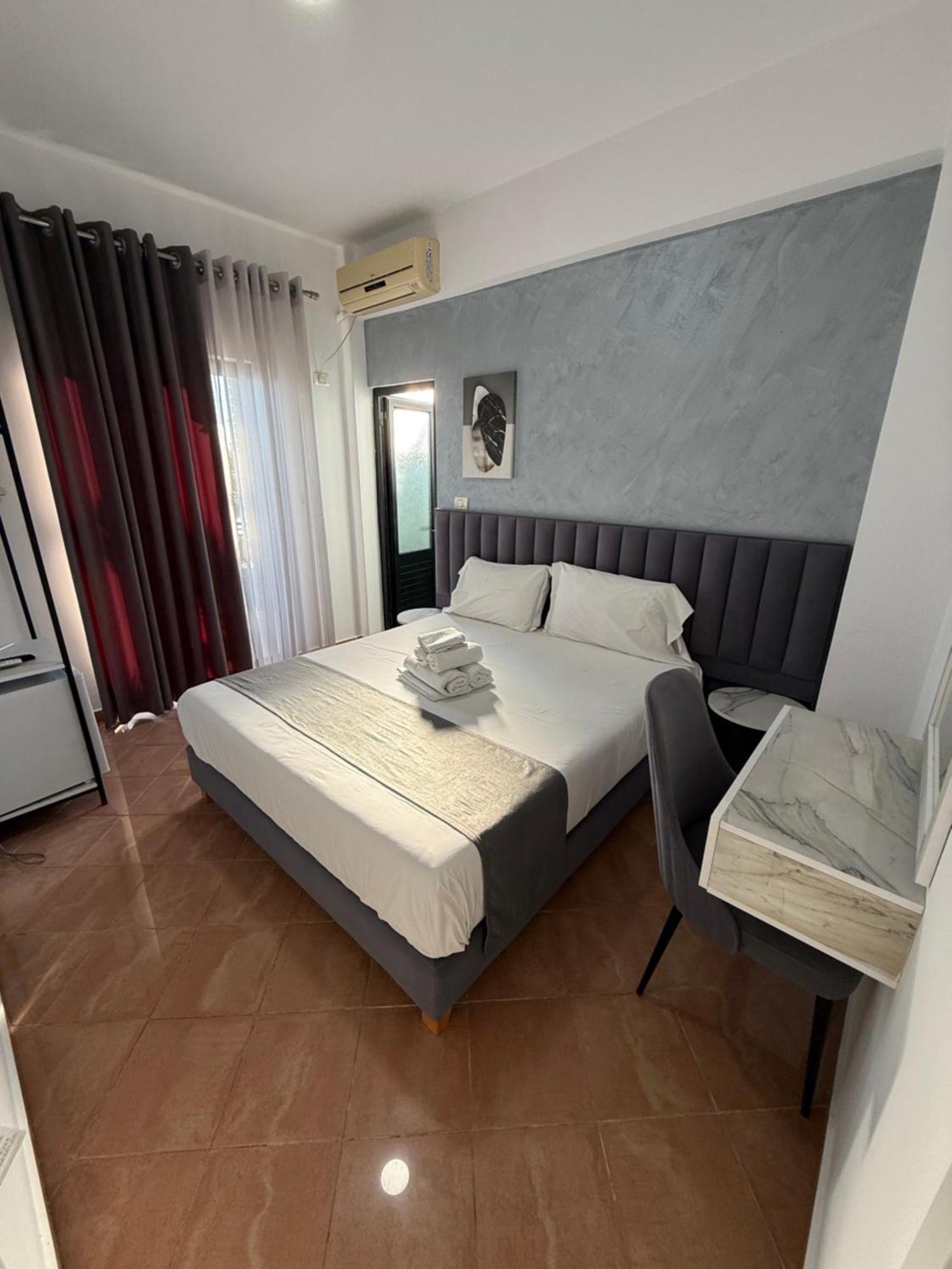 Hotel Summer Sarandë Exteriér fotografie